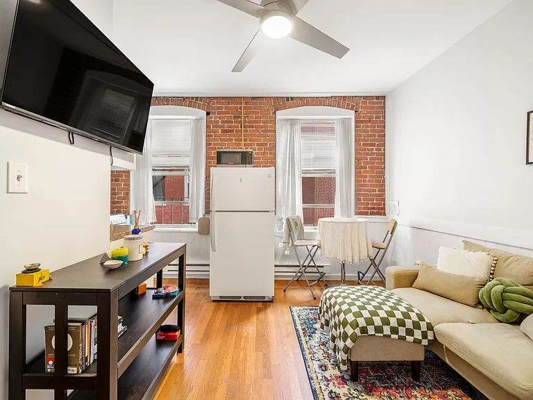 11 Unity St #3 — Photo 3