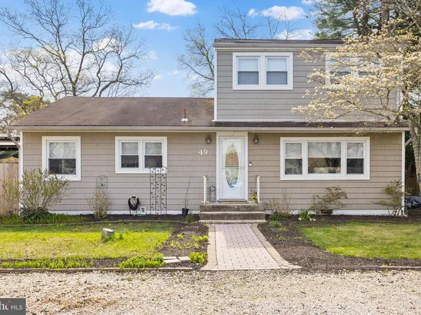 49 Burlington Dr, Brick, NJ 08723