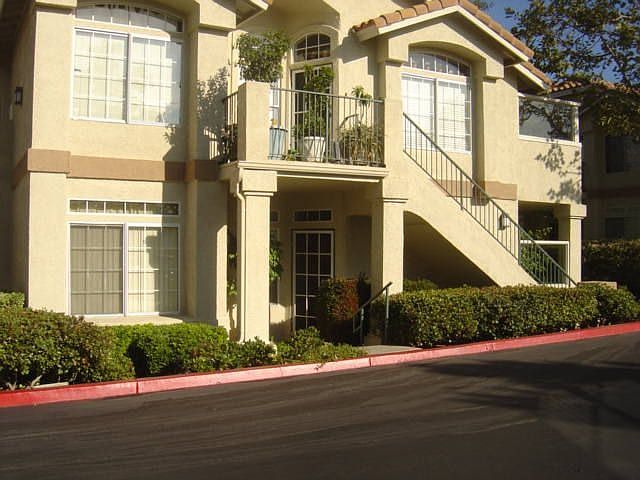 Lower level - front view