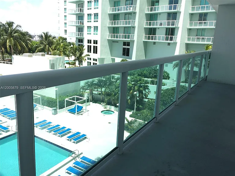 1800 N Bayshore Dr #1506 — Photo 16