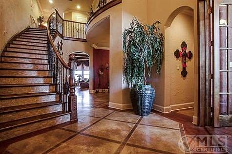 3rd image of 4341 Indian Creek Ln