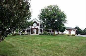 2nd image of 20300 Clayton Ave