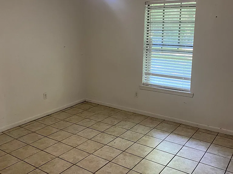 604 W Garrard Rd #B — Photo 9
