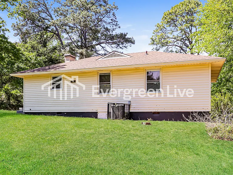 2804 Cornelia Rd — Photo 15