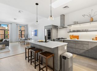 273 Church St #4C, New York, NY 10013