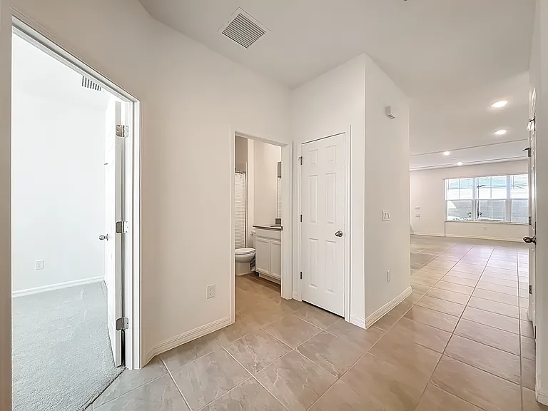 7025 Twilight Bay Dr — Photo 9