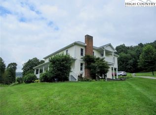 1294 Spencer Branch Rd, Lansing, NC 28643