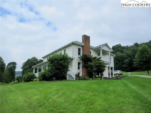 1294 Spencer Branch Road, Lansing, NC 28643