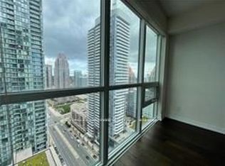 510 Curran Pl #2606, Mississauga, ON L5B 0J8