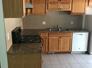 935 Minnewawa Ave APT G, Clovis, CA 93612