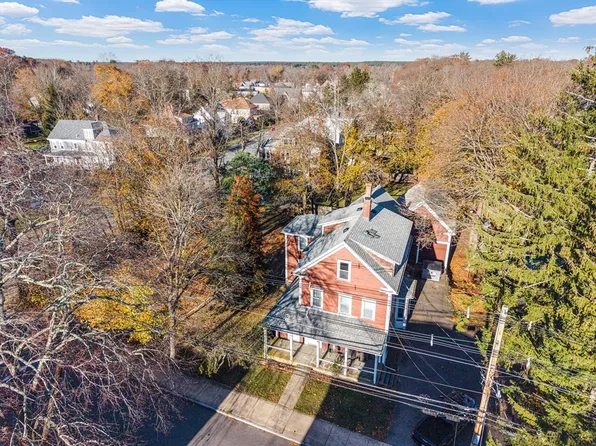 93 Peirce St, Middleboro, MA 02346