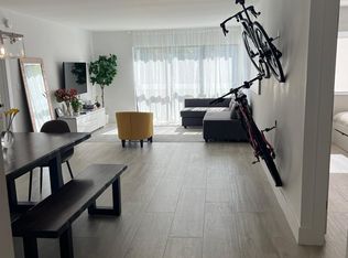 255 Galen Dr APT 2H, Key Biscayne, FL 33149