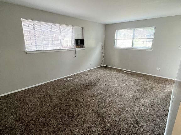 4th image of 2129 N 250 W