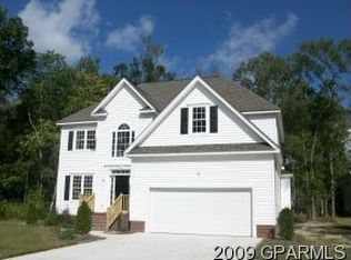 2812 Little Gem Cir, Winterville, NC 28590