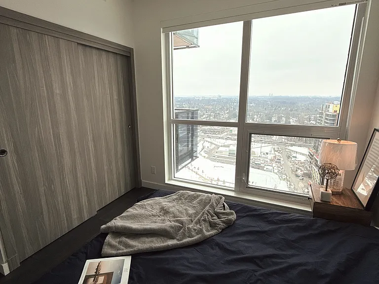 85 McMahon Dr #2608 — Photo 14