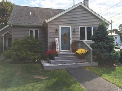 46 Shaber Rd, Patchogue, NY, 11772