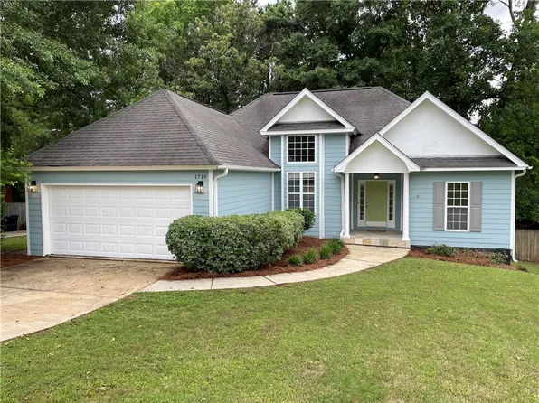 1719 Piedmont Dr, Auburn, AL 36830