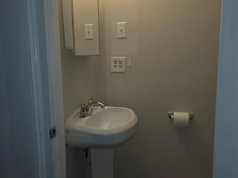 1614 Market St #2 — Photo 12