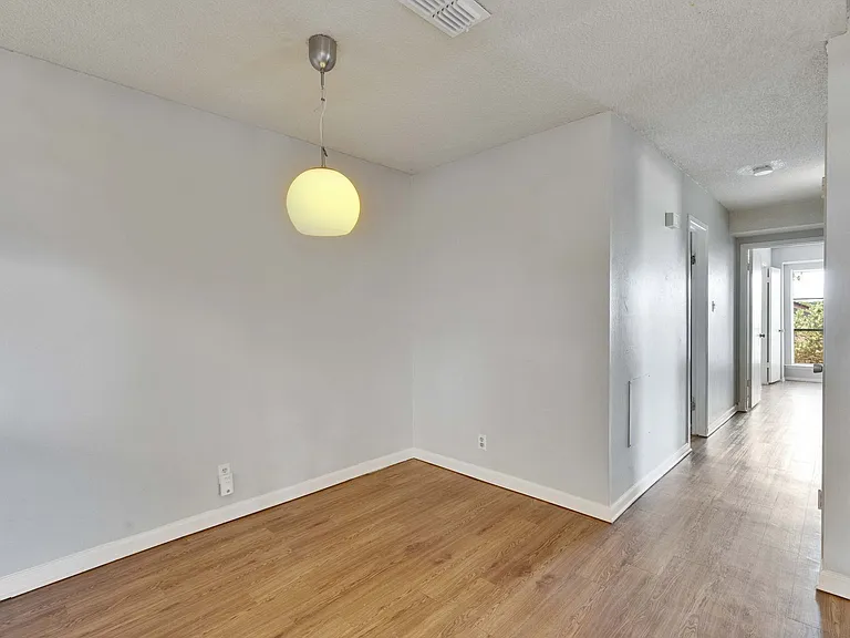 1714 Timber Ridge Dr — Photo 6