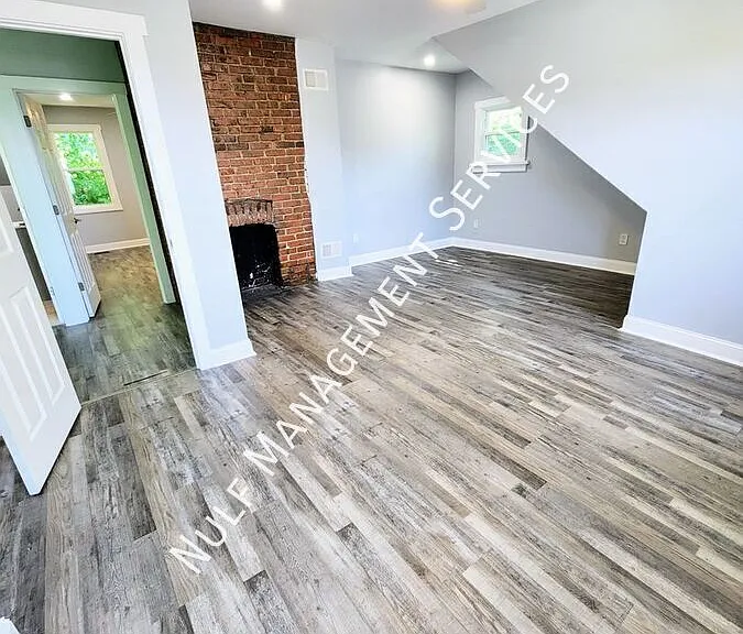 6320 Sawyer St — Photo 7