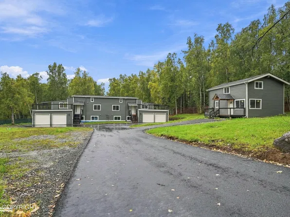 18045 Mendenhall St, Eagle River, AK 99577