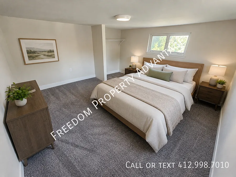 2047 Redrose Ave Unit 2 - Carrick — Photo 3