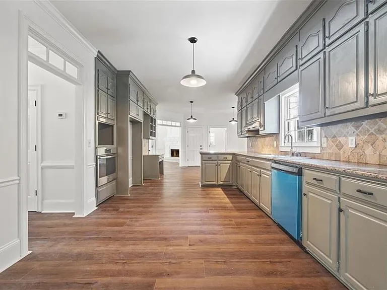 2120 Skyland Cove Ln — Photo 9