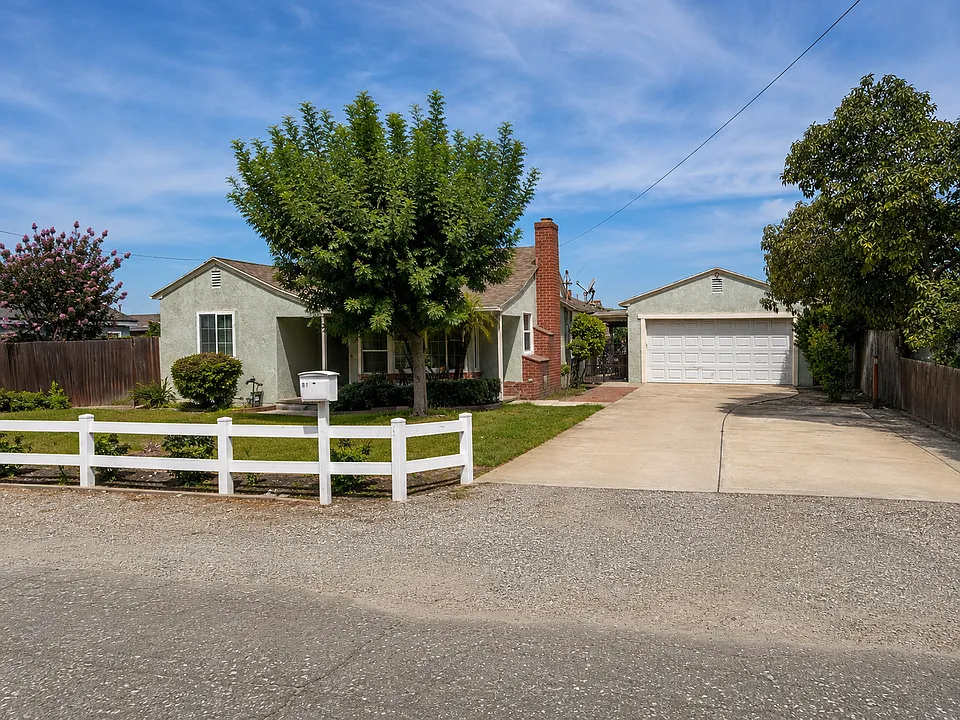 63 S Loma Pl