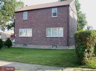 1912 Fuller St, Philadelphia, PA 19152
