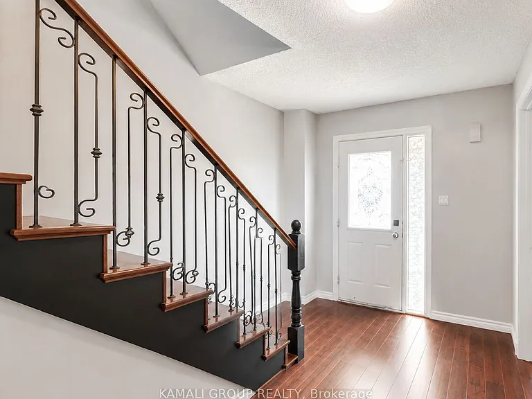 77 Ecclestone Dr #MAIN — Photo 8