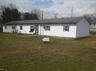 331 N 3rd St, Coshocton, OH