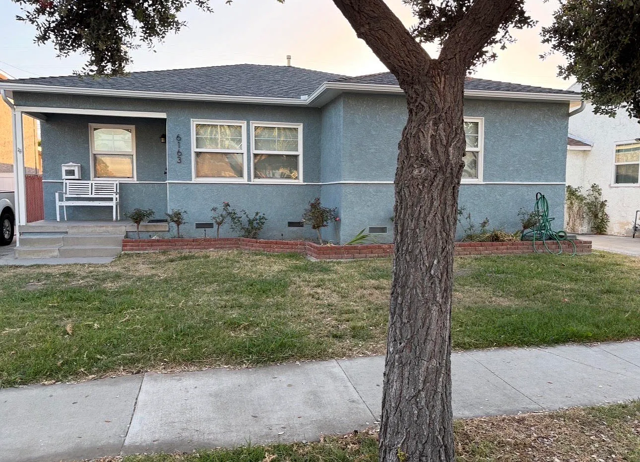 3 bed, 1357 sqft, $3,900 — Photo 1