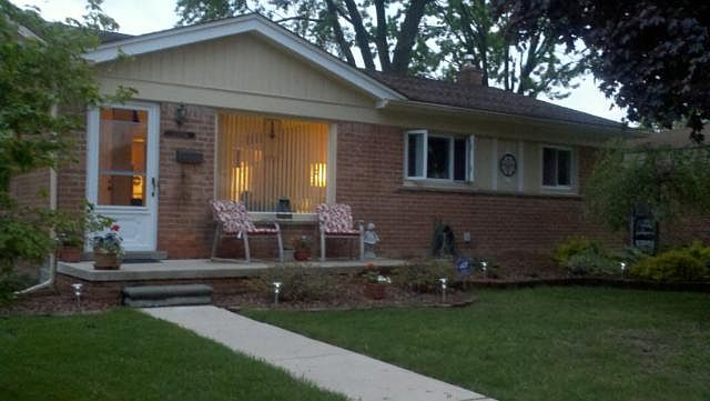 1st image of 33659 Pierce St