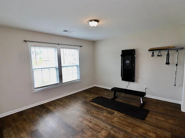 3680 Moseley Dr — Photo 9