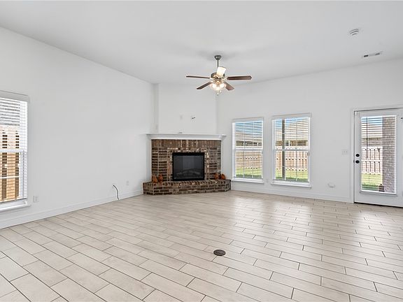 4th image of 5908 NW Ettie May St
