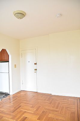 2nd image of 1581 E 24th St APT 7D