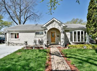 38 N Lincoln Ave, Addison, IL 60101