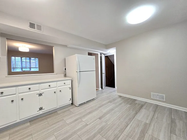 5115 Bangor Dr — Photo 3