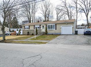 11 Eagle Rd, Cranston, RI 02920