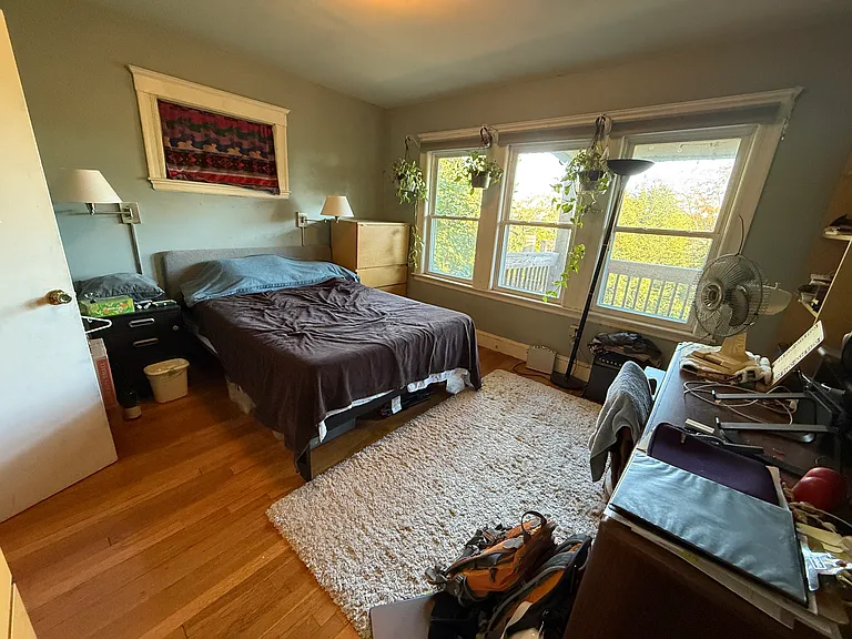 263 Chestnut Ave #5 — Photo 2