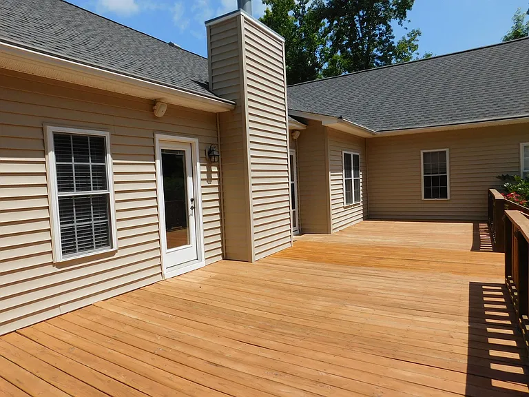 300 Taliaferro Ln — Photo 52