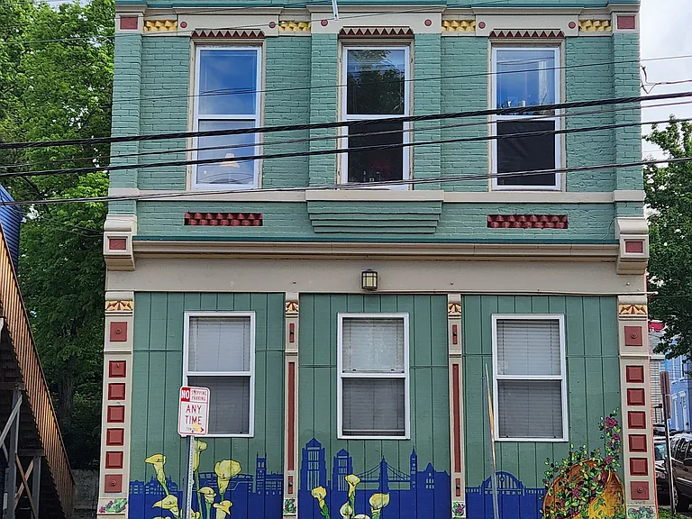 300 Warner St #1 — Photo 3