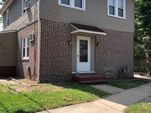 2nd image of 1319 Old Black Horse Pike