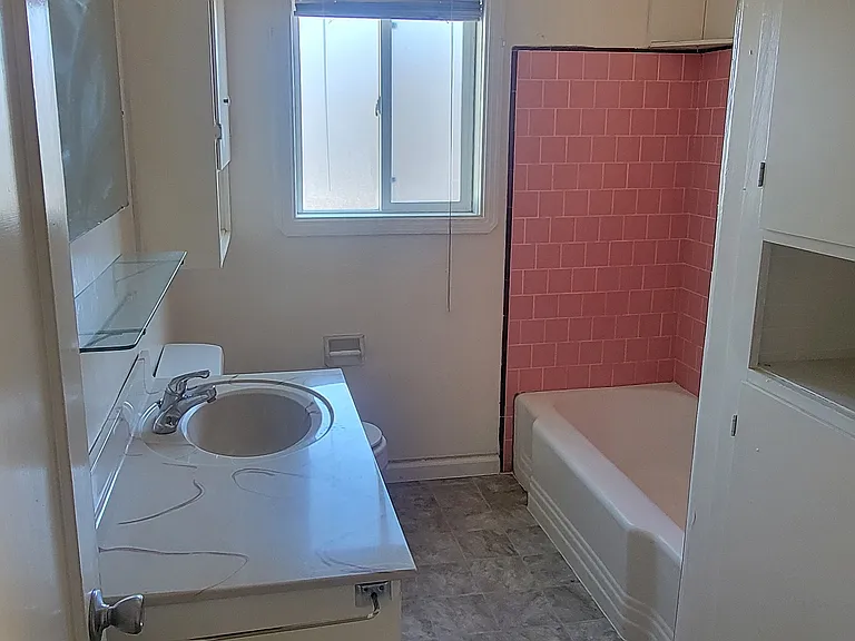 516 Acacia Ave — Photo 6