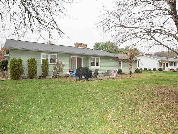 4th image of 30 Mountain View Dr