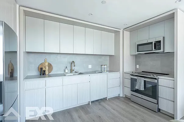 Rented by EXR | media 5