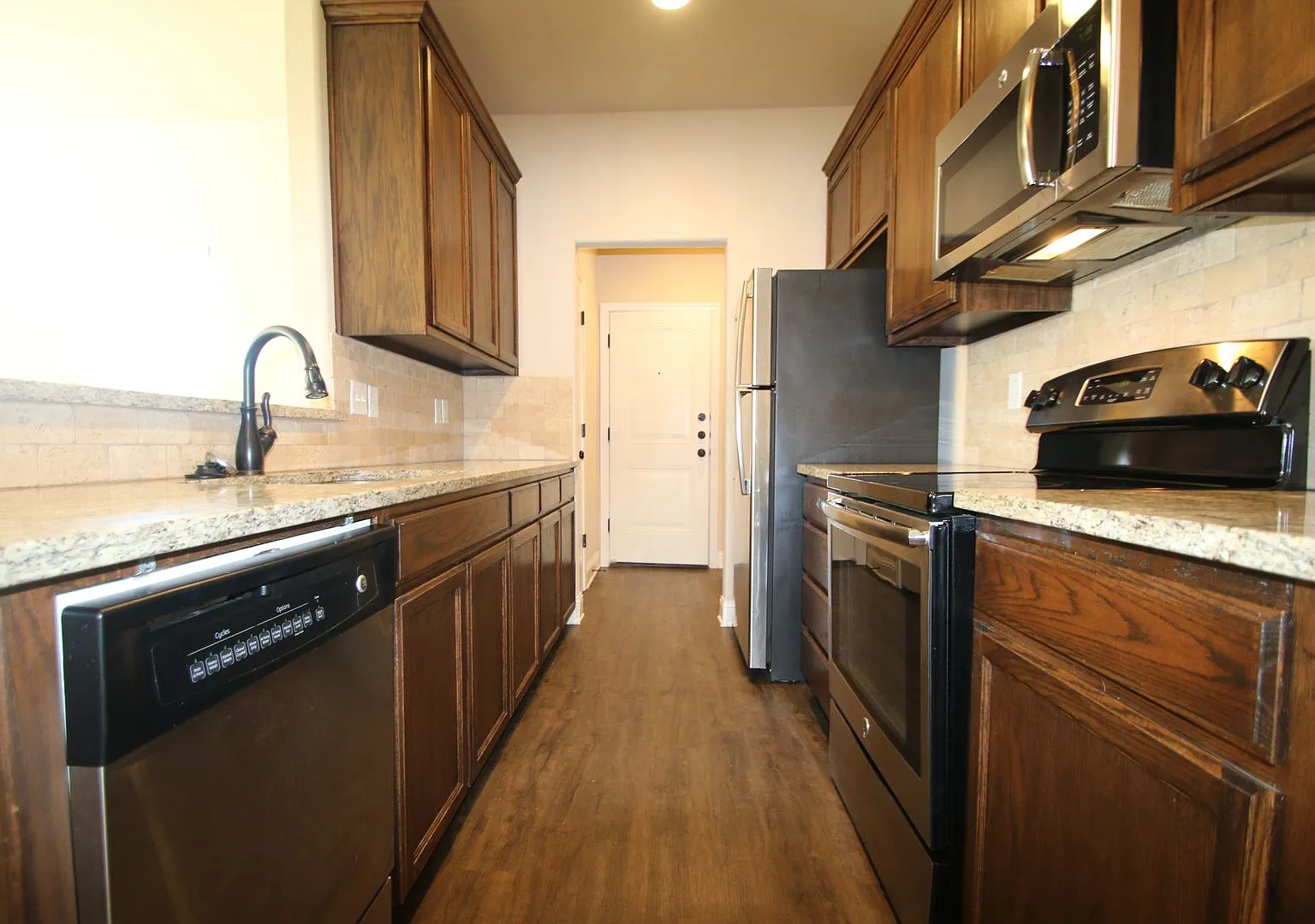 3217-3219 Karen St. — Photo 1