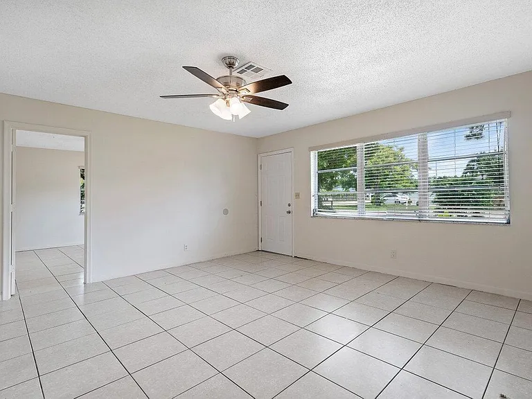 5854 Kumquat Rd — Photo 3