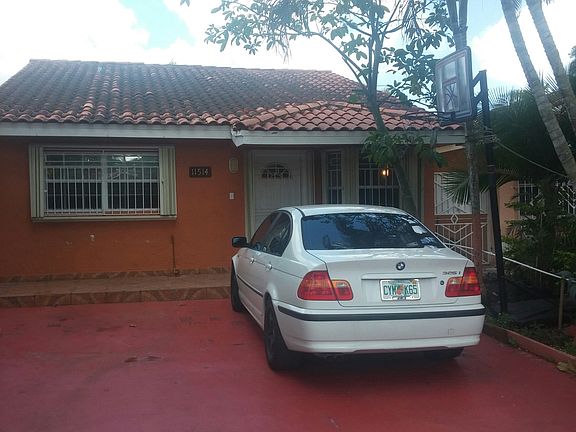 2nd image of 11514 NW 88th Ave