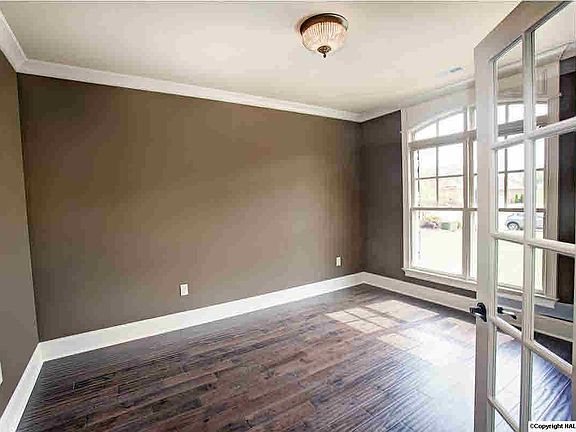 4th image of 20 McMullen Ln